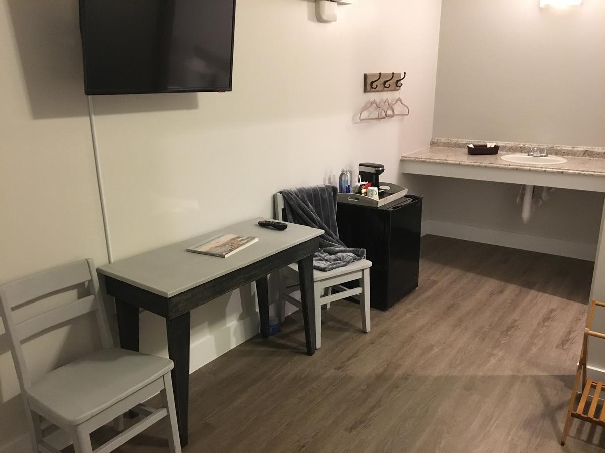 Riverview Inn Колониал Бийч Екстериор снимка